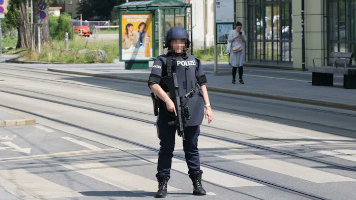 Razkrita je bila narodnost množičnega morilca iz Gradca. Policijski minister pa zanikal govorice: “To ni res” FOTO: X.com