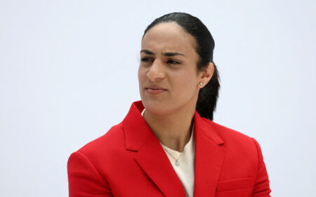 FOTO: Algerian boxer Imane Khelif attends the ChangeNOW 2025 summit at the Grand Palais in Paris, France, April 25, 2025. REUTERS/Sarah Meyssonnier/File Photo