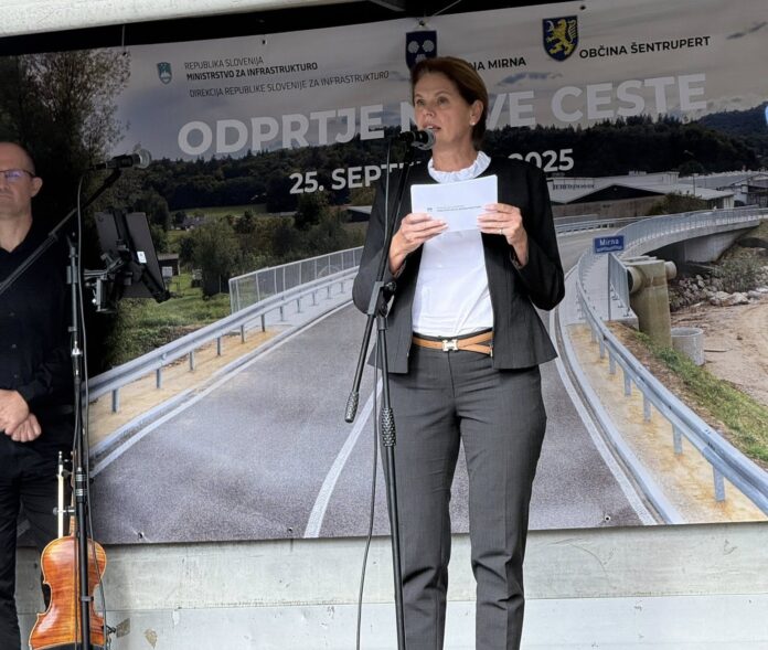 (vir: Ministrstvo za infrastrukturo, FB)