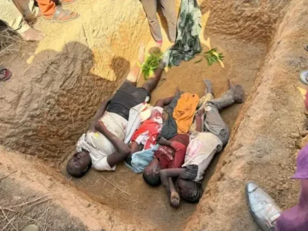 Trupla štirih krščanskih otrok, ki jih je v zvezni državi Dorong ubila etnična milica Fulani | FOTO: Plateau News Media