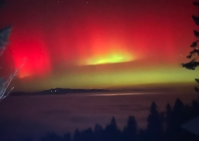 Čudoviti prizori neba: Severni sij tudi viden pri nas (FOTO)