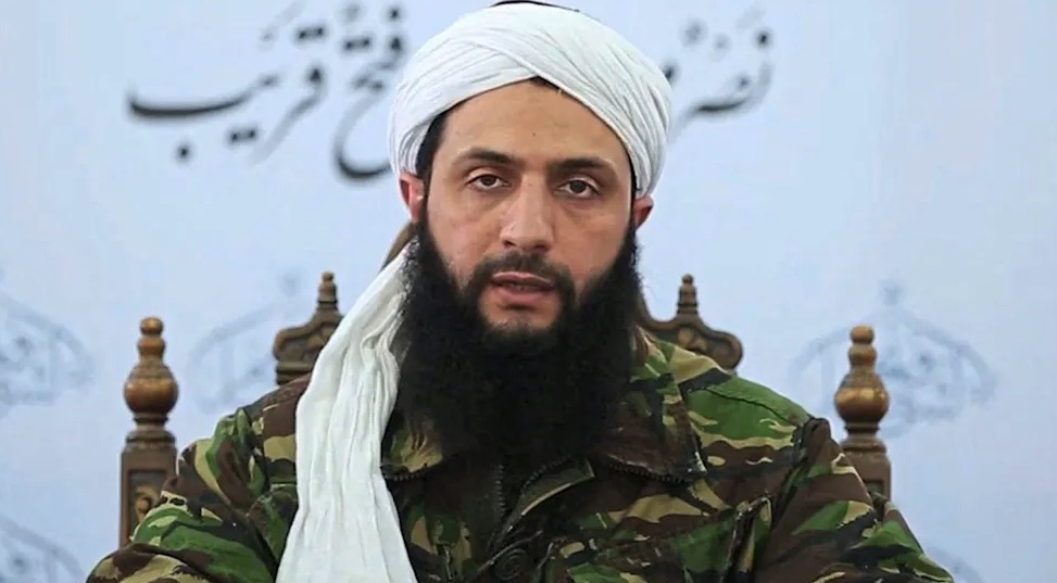 Al-Šara, ko se je še vedno imenoval Abu Mohamed al-Džolan in širil teror kot džihadistFoto: HO/Orient News/AFP 