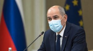 Janez Janša | FOTO: Pokukaj24.si / DALL·E