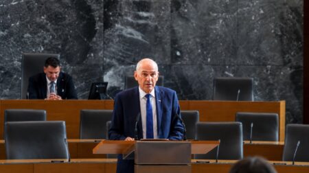 Janez Janša | FOTO: Pokukaj24.si / DALL·E